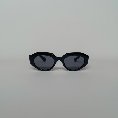 BEK: Evano Black