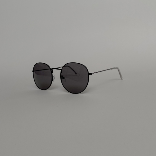 BEK: Collete Black