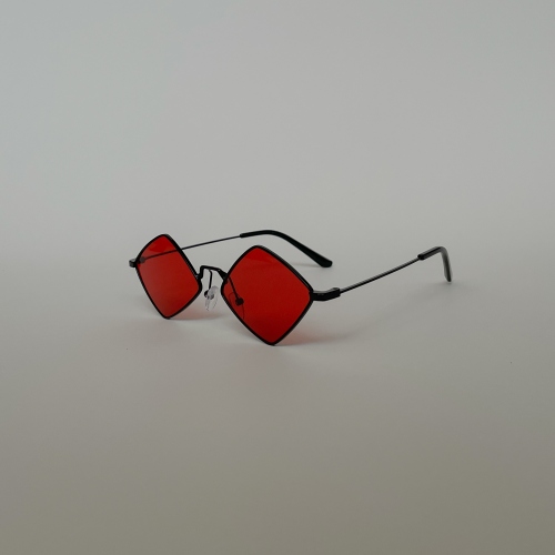BEK: Diamond Red