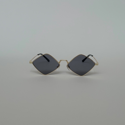 BEK: Diamond Black